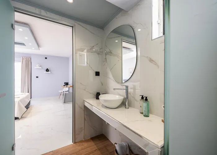 Avra העיירה קוס